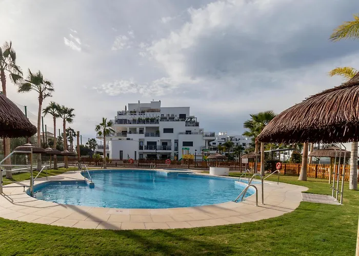Rentitspain Apartamento En Aguacate A Minutos Del Golf